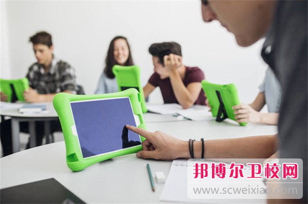 2023杭州排名前三的公辦護理專業(yè)學(xué)校名單