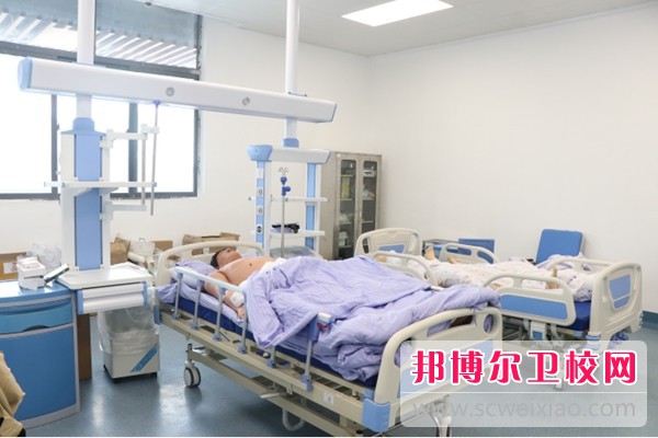江蘇2024年女生上護(hù)理學(xué)校學(xué)什么專業(yè)好