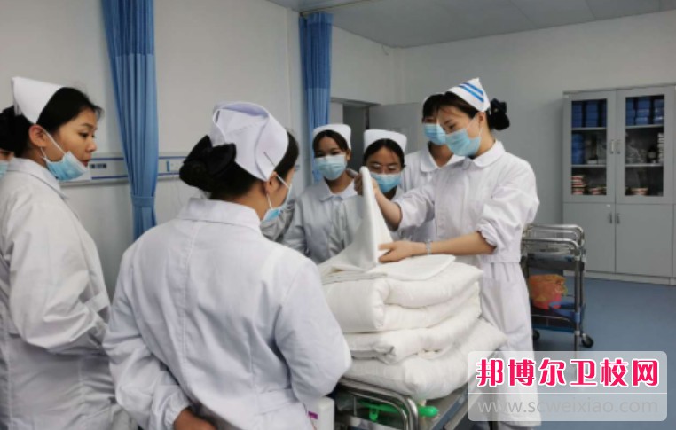 四川2025年女生上護(hù)理學(xué)校學(xué)什么專業(yè)好