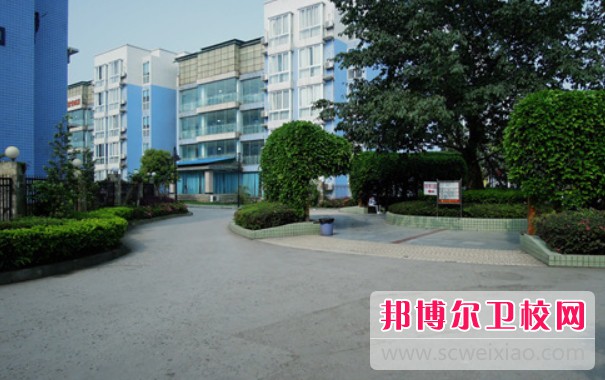 四川2025年到哪里讀護(hù)理學(xué)校好