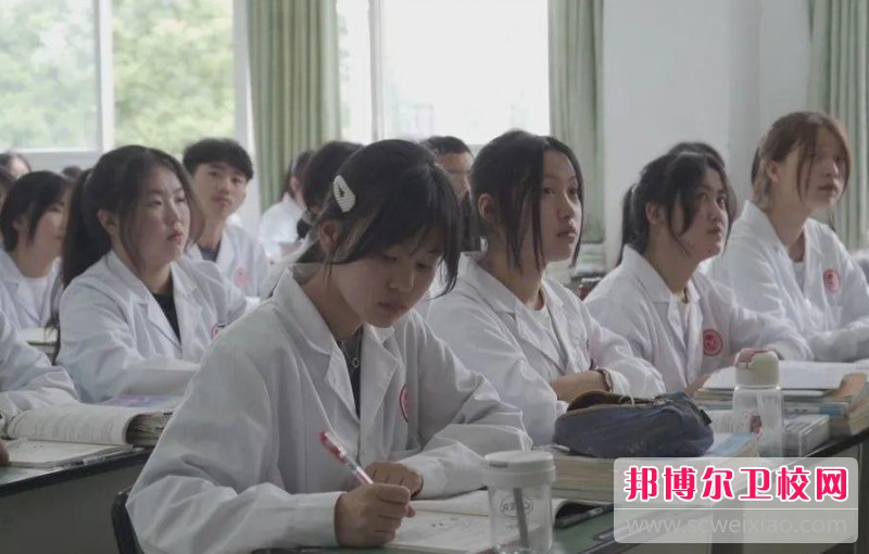 四川2025年什么是護理學校